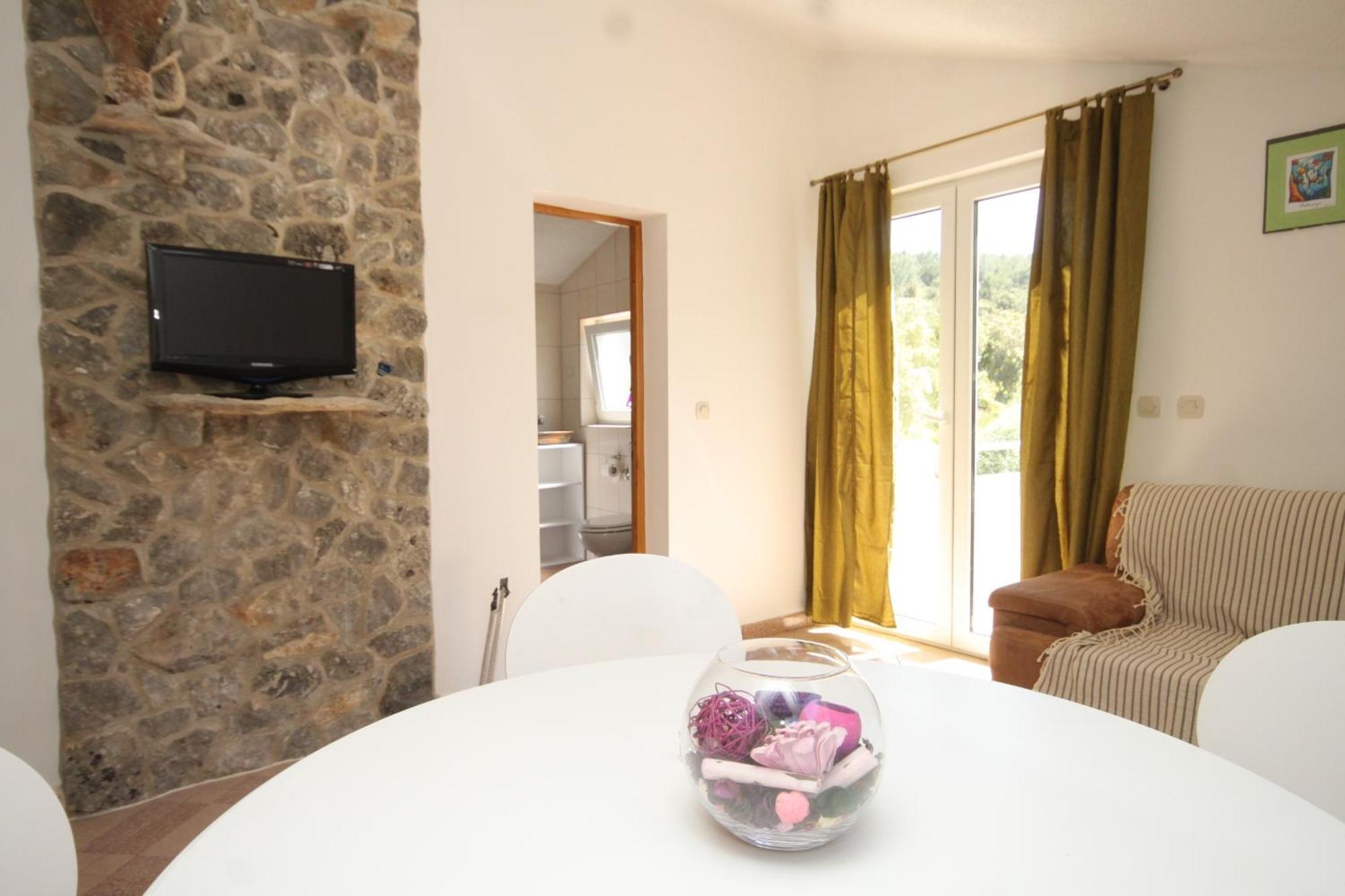 Seaside Secluded Apartments Cove Karkavac - Scedro, Hvar - 8801 Jelsa  Room photo